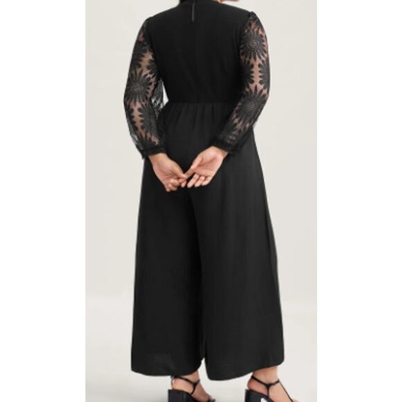 BLOOMCHIC 14-16 1X Plus Black Crochet Lace Mesh Mock Neck Jumpsuit NWT B84 - Picture 2 of 10